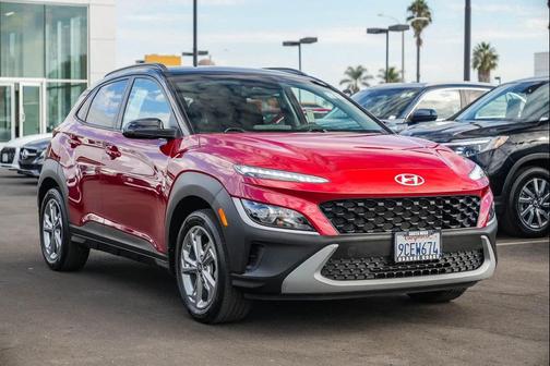 2023 Hyundai KONA SEL