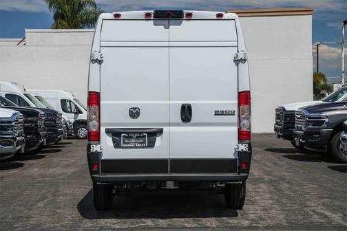 2025 RAM ProMaster 2500 Tradesman