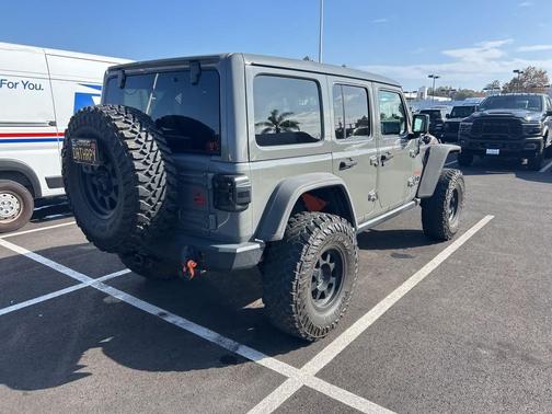 2020 Jeep Wrangler Unlimited Willys 4X4