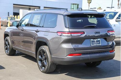 2025 Jeep Grand Cherokee L Altitude