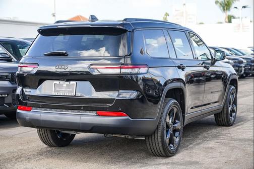 2025 Jeep Grand Cherokee L Altitude
