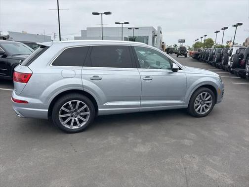 2018 Audi Q7 2.0T Premium Plus