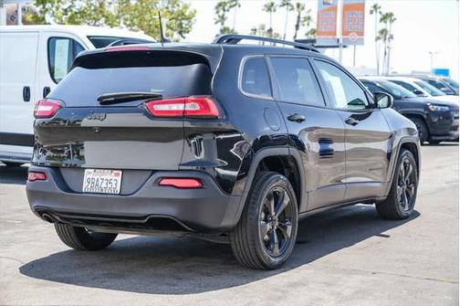 2016 Jeep Cherokee Altitude
