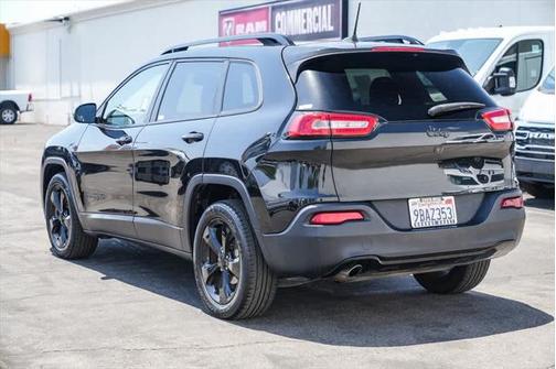 2016 Jeep Cherokee Altitude