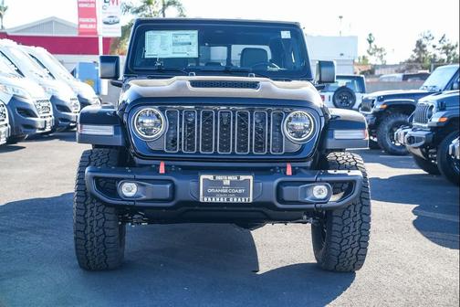 2026 Jeep Gladiator Mojave X 4x4