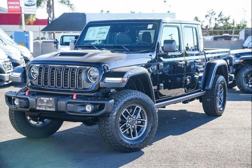 2026 Jeep Gladiator Mojave X 4x4