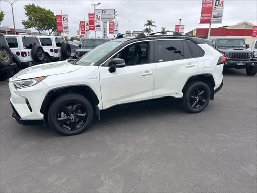 2019 Toyota RAV4 Hybrid SE