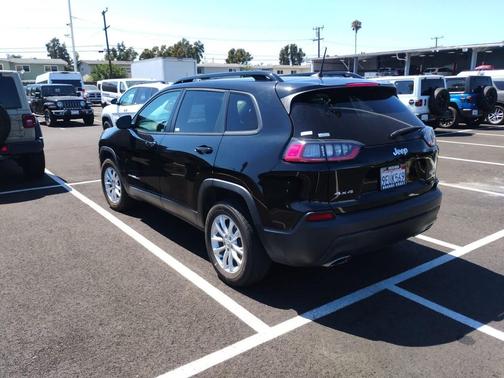 2022 Jeep Cherokee Latitude Lux