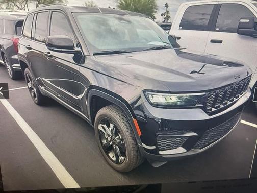 2023 Jeep Grand Cherokee Altitude