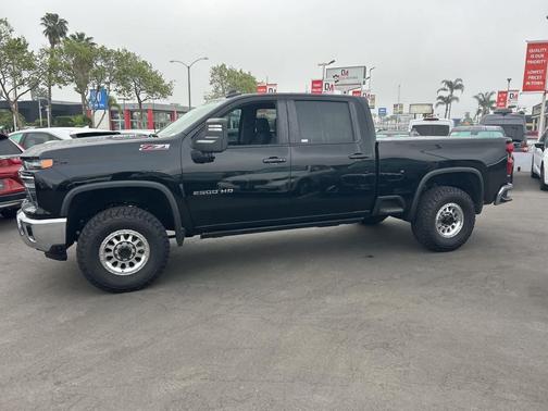 2024 Chevrolet Silverado 2500 LT