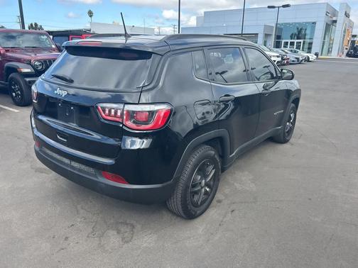 2018 Jeep Compass Sport