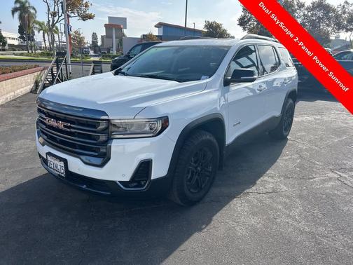 2023 GMC Acadia AWD AT4