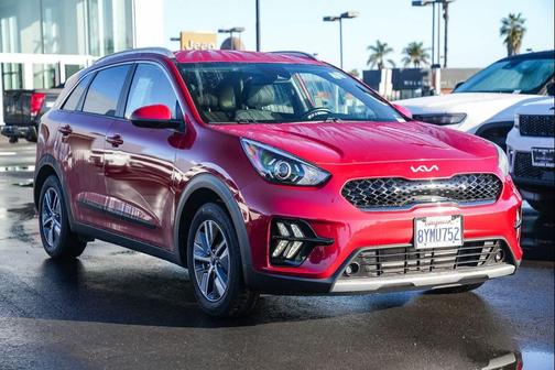2022 Kia Niro LXS