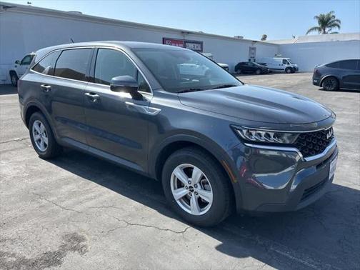 2023 Kia Sorento LX