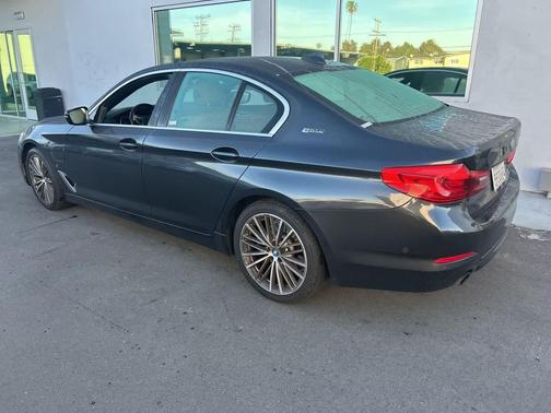 2019 BMW 530e iPerformance