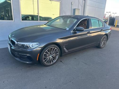 2019 BMW 530e iPerformance