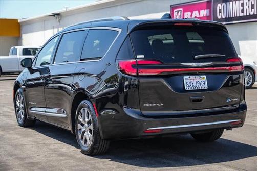 2021 Chrysler Pacifica L