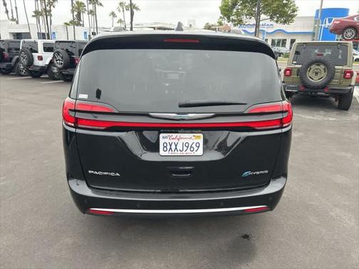 2021 Chrysler Pacifica L