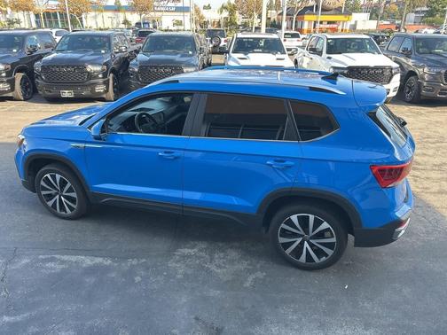 2022 Volkswagen Taos 1.5T SE