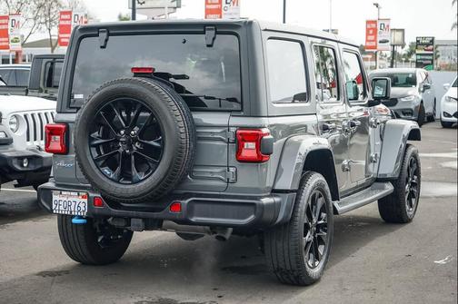 2023 Jeep Wrangler 4xe Sahara