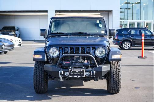 Black Clearcoat 2020 Jeep Wrangler Unlimited Black and Tan 4x4