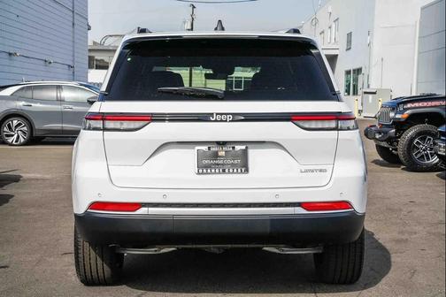 bright white clearcoat 2026 Jeep Grand Cherokee Limited