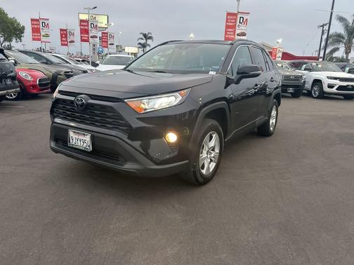 Midnight Black Metallic 2021 Toyota RAV4 XLE