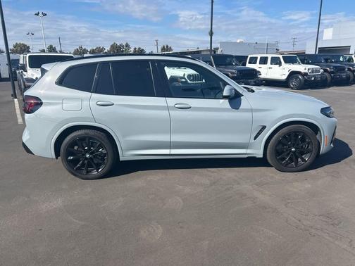 2023 BMW X3 sDrive30i