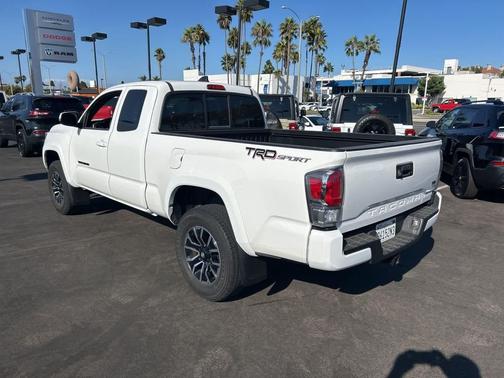 2022 Toyota Tacoma TRD Sport