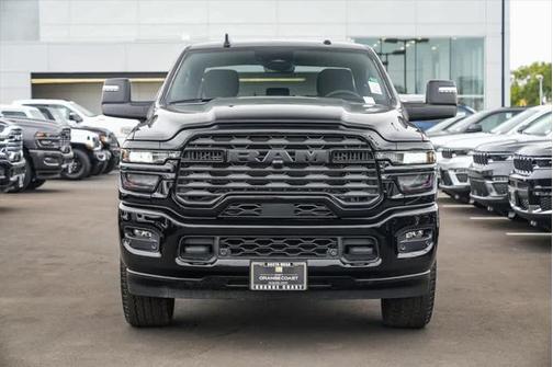 2025 RAM 2500 Big Horn Crew Cab 4x4 6'4' Box
