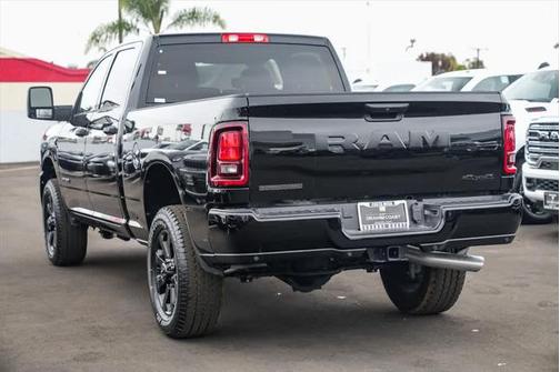2025 RAM 2500 Big Horn Crew Cab 4x4 6'4' Box