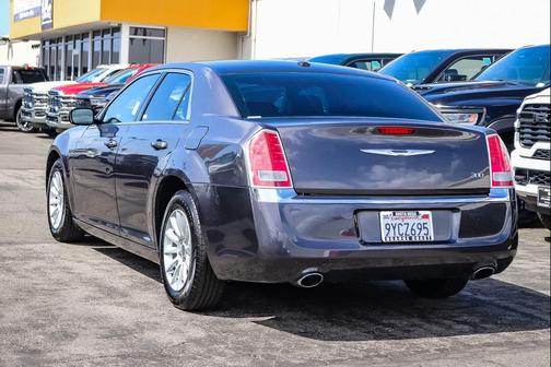 Granite Crystal Metallic Clearcoat 2014 Chrysler 300 S