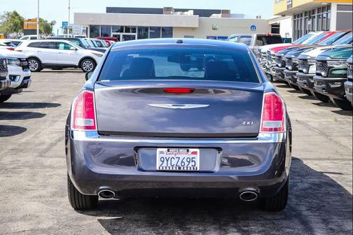 Granite Crystal Metallic Clearcoat 2014 Chrysler 300 S