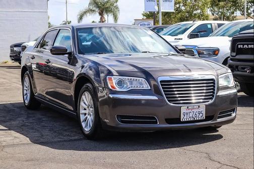 Granite Crystal Metallic Clearcoat 2014 Chrysler 300 S