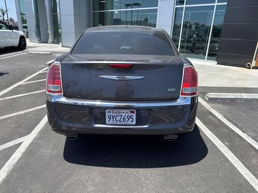 Granite Crystal Metallic Clearcoat 2014 Chrysler 300 S