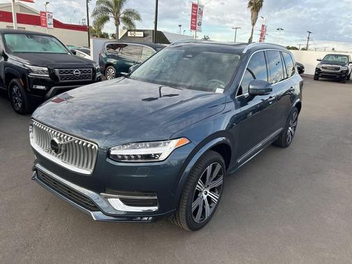 2024 Volvo XC90 B6 Ultimate Bright Theme 7-Seater