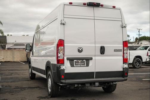 2026 RAM ProMaster 3500 Window Van High Roof