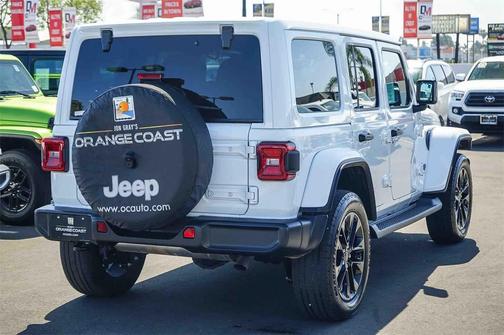 2025 Jeep Wrangler 4xe Sahara