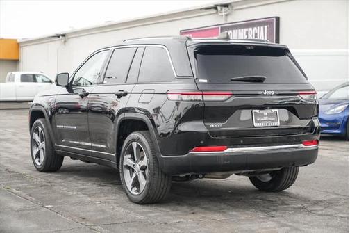 2023 Jeep Grand Cherokee 4xe Base
