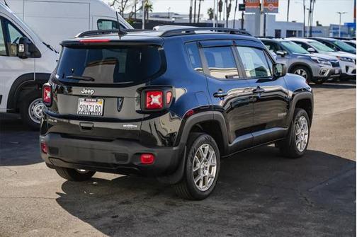 2022 Jeep Renegade Latitude