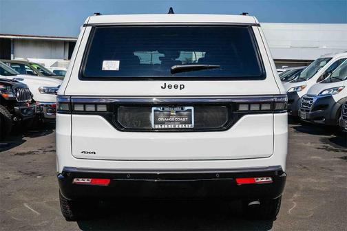 2026 Jeep Grand Wagoneer Limited Altitude 4x4