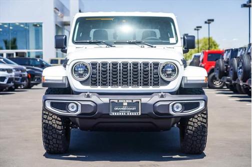 2025 Jeep Gladiator Big Bear