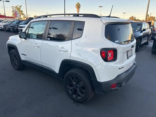 2022 Jeep Renegade Altitude