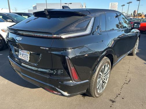 2024 Cadillac LYRIQ Sport