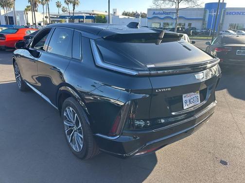 2024 Cadillac LYRIQ Sport