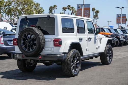2025 Jeep Wrangler 4xe Base