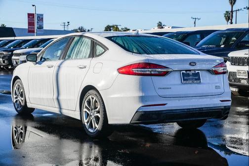 2020 Ford Fusion SEL