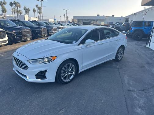 2020 Ford Fusion SEL