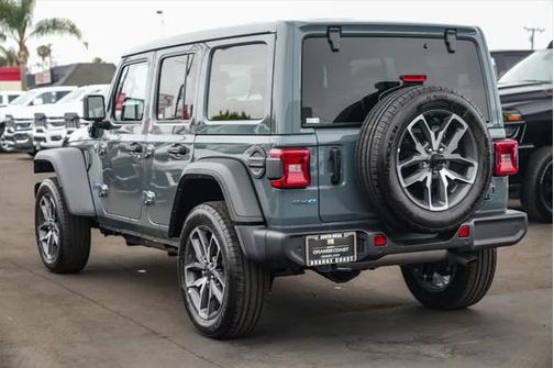 2025 Jeep Wrangler 4xe Sport S