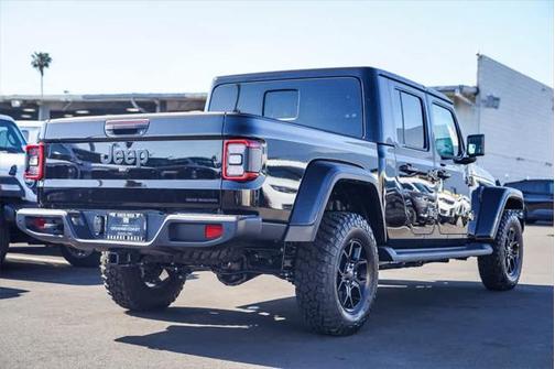 2025 Jeep Gladiator Big Bear